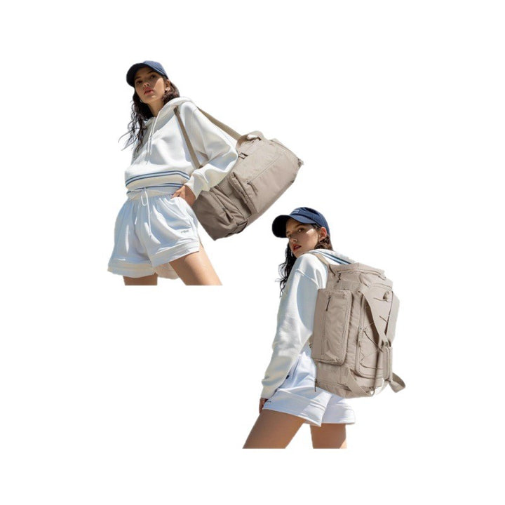Versatile sports and travel bag with adjustable straps Bowlift