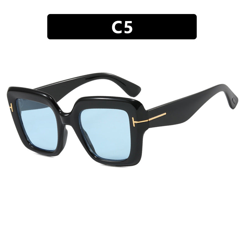 Women's square sunglasses with comfortable plastic frame and UV protection Bowlift