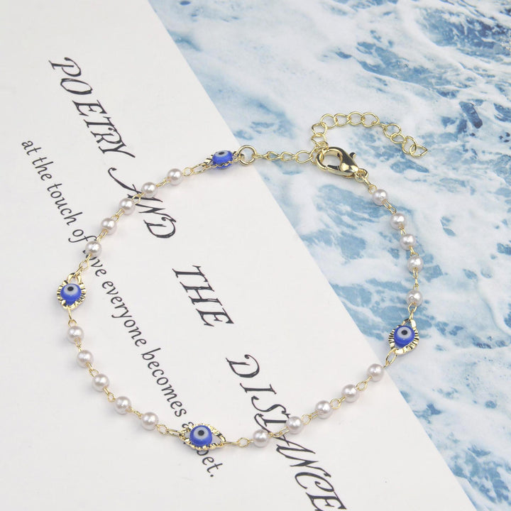 Elegant Beaded Necklace Bowlift