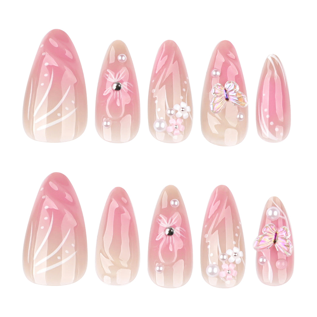 Artful nail art with floral 3D elements Bowlift