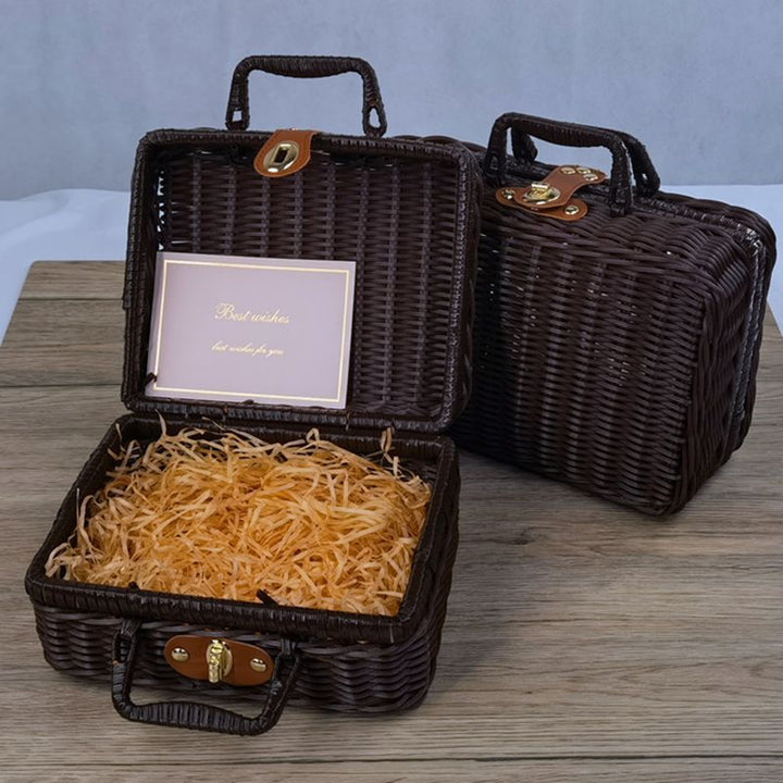 Ladies elegant and stylish cosmetic case Bowlift