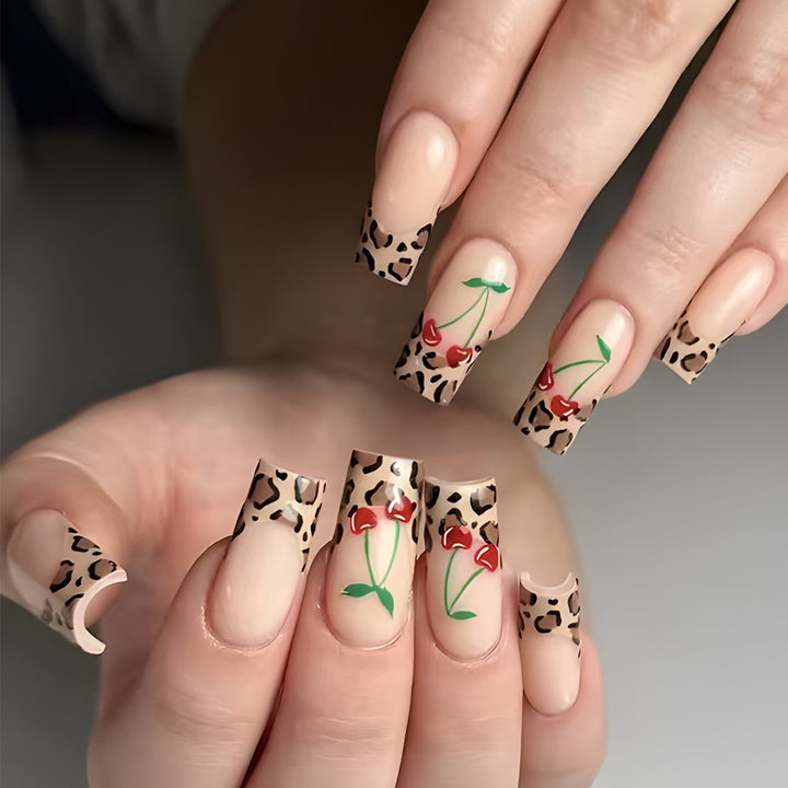 Artistic Leopard Print Press-On Nails Bowlift