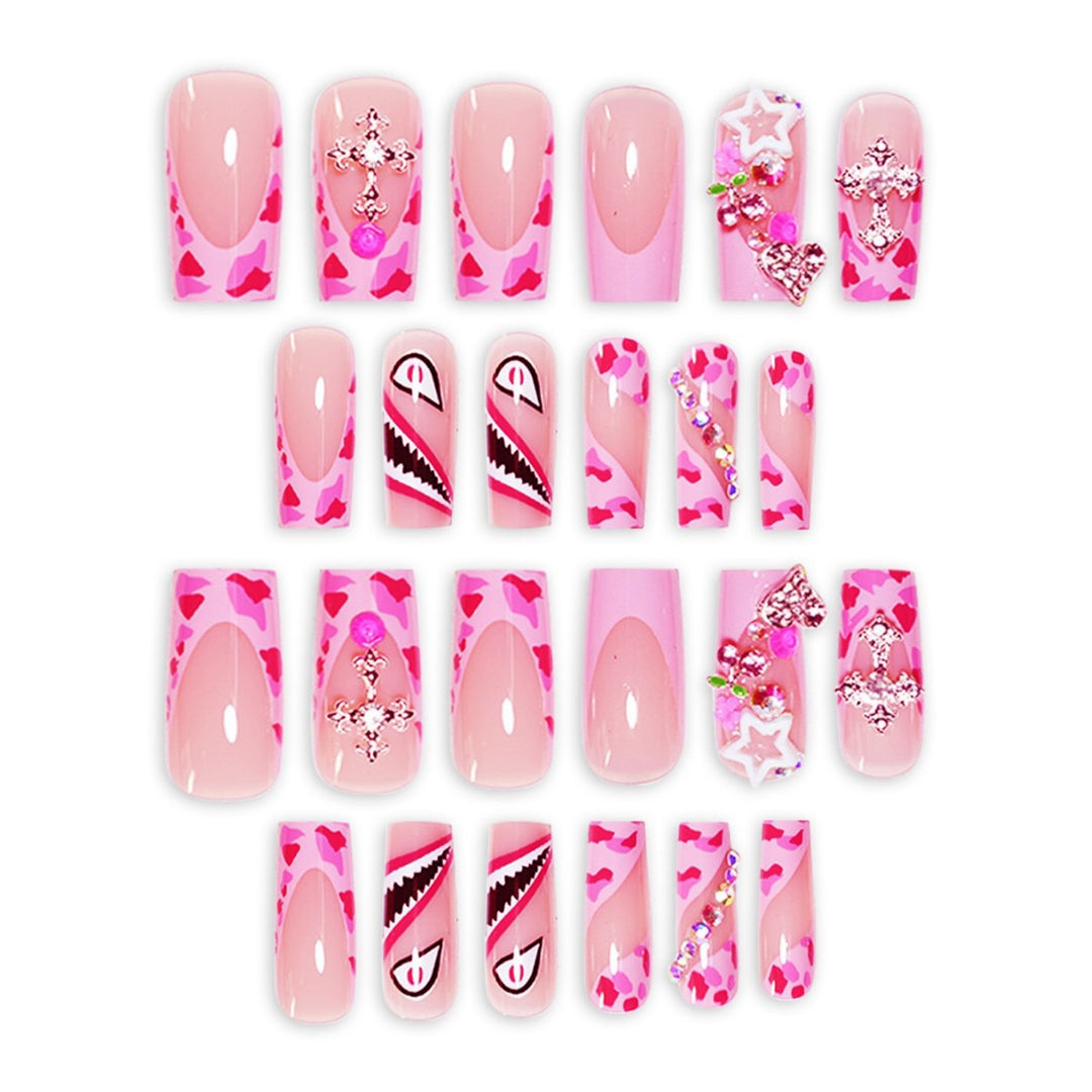 Trendy Artistic Press-On Nail Enhancements Bowlift