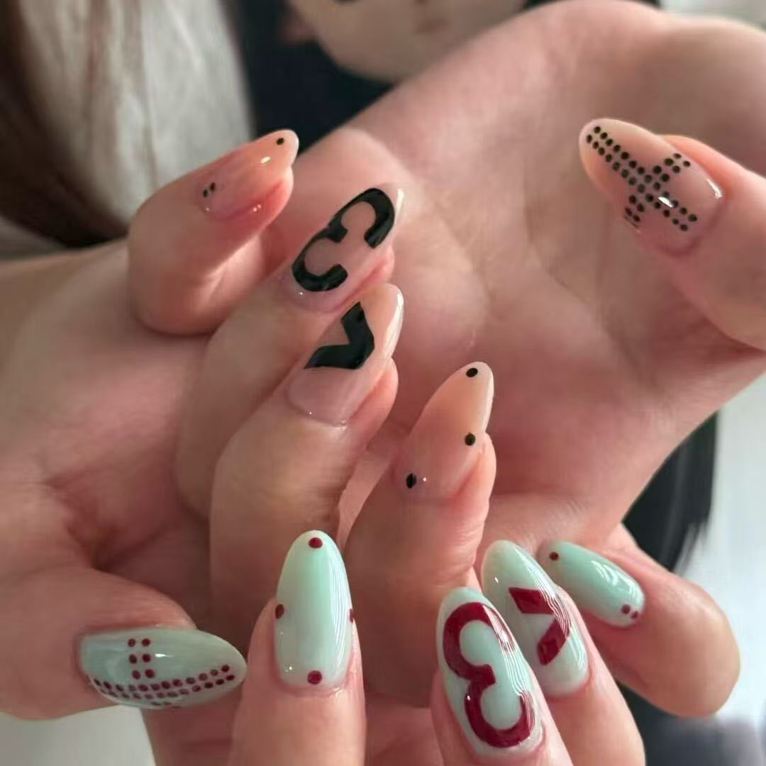 Artistic Press-On Nail Enhancements Bowlift