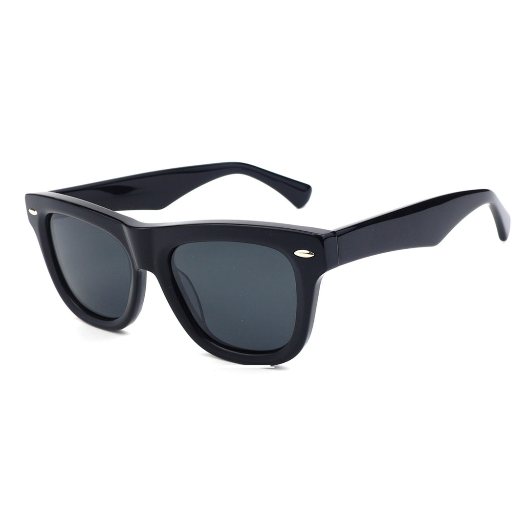 Women's sunglasses in classic design with powerful UV protection Bowlift