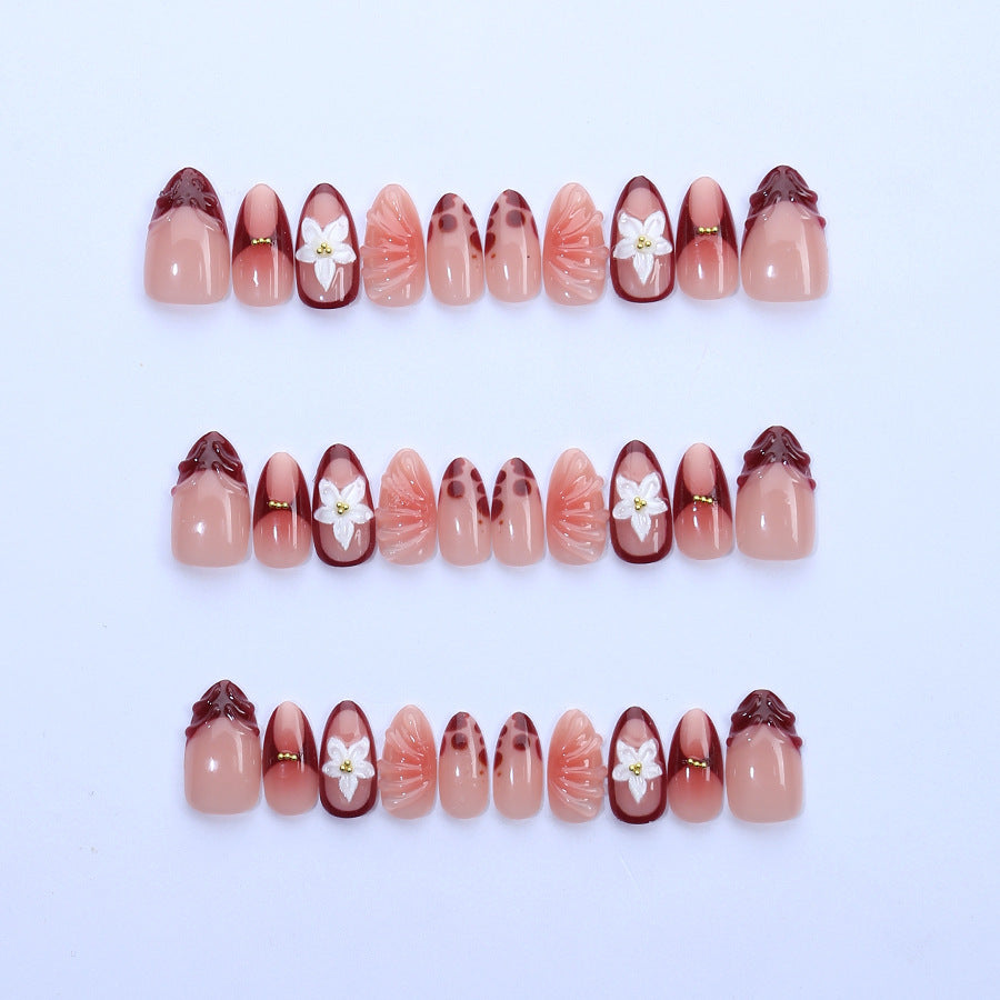 Elegant artificial nails with floral decor Bowlift