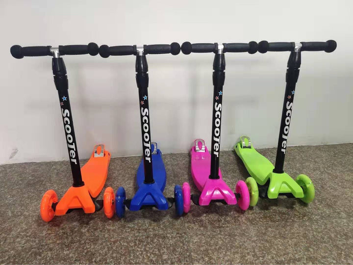 Lightweight 3-Wheel Kick Scooter Bowlift