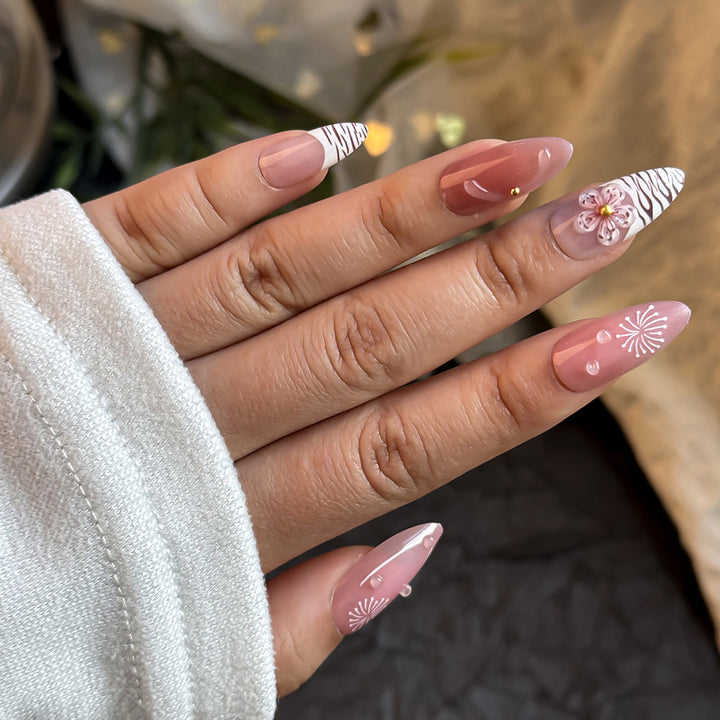 Elegant Floral Design Press-On Nails Bowlift
