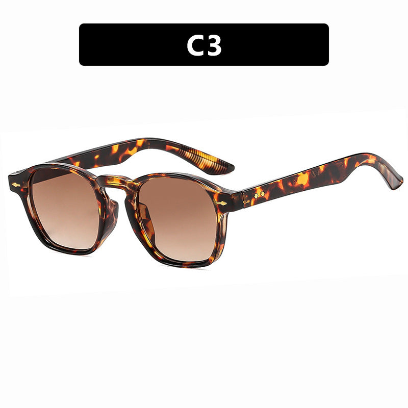 Ladies fashionable rectangular glasses with transparent frame Bowlift