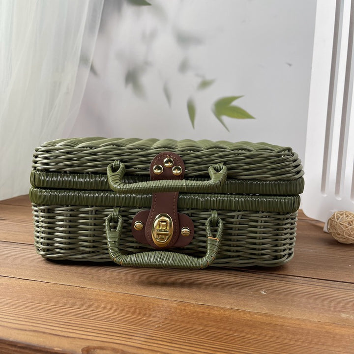 Ladies Rattan Handbag Bowlift