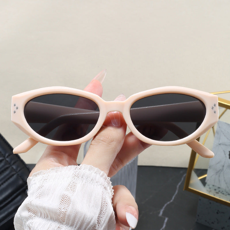 Ladies' trendy sunglasses with animal print and stylish frame Bowlift