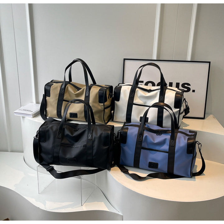 Practical sports and travel bag with durable carrying handles Bowlift