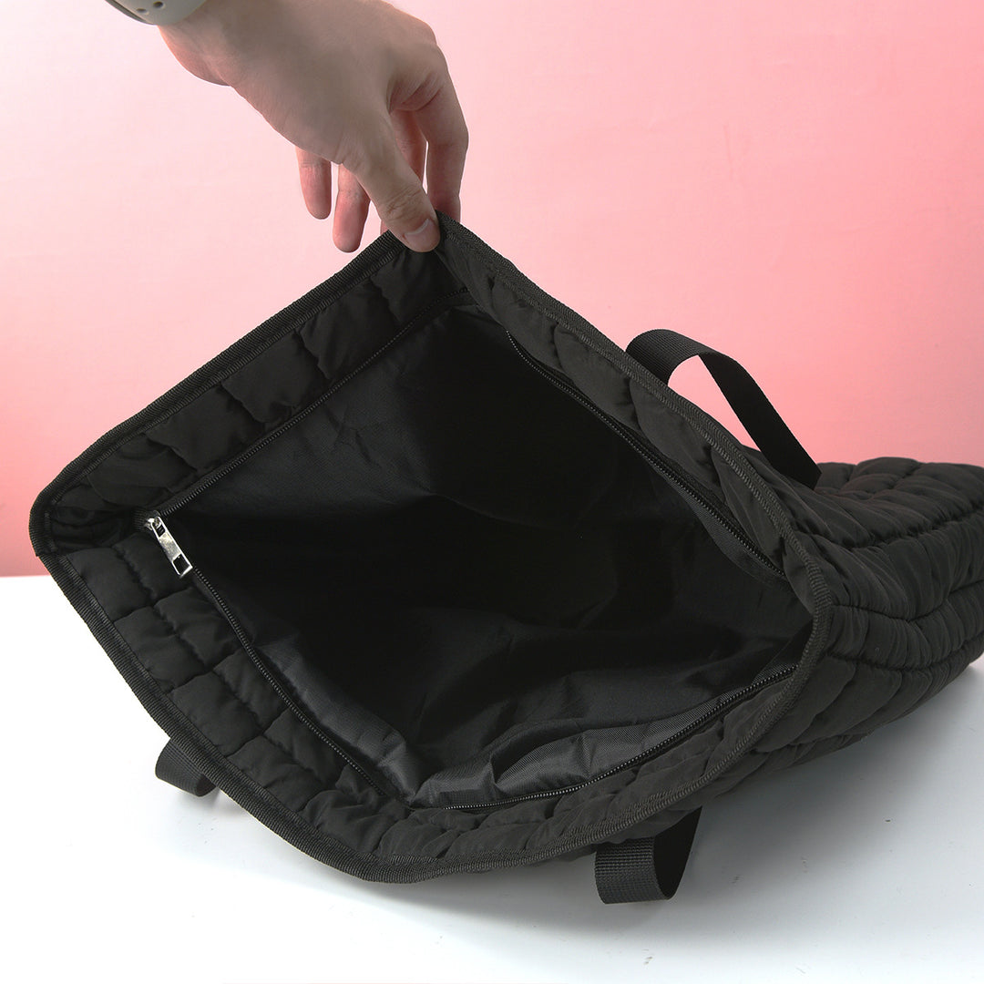 Fashionable shopping bag with padded design Bowlift
