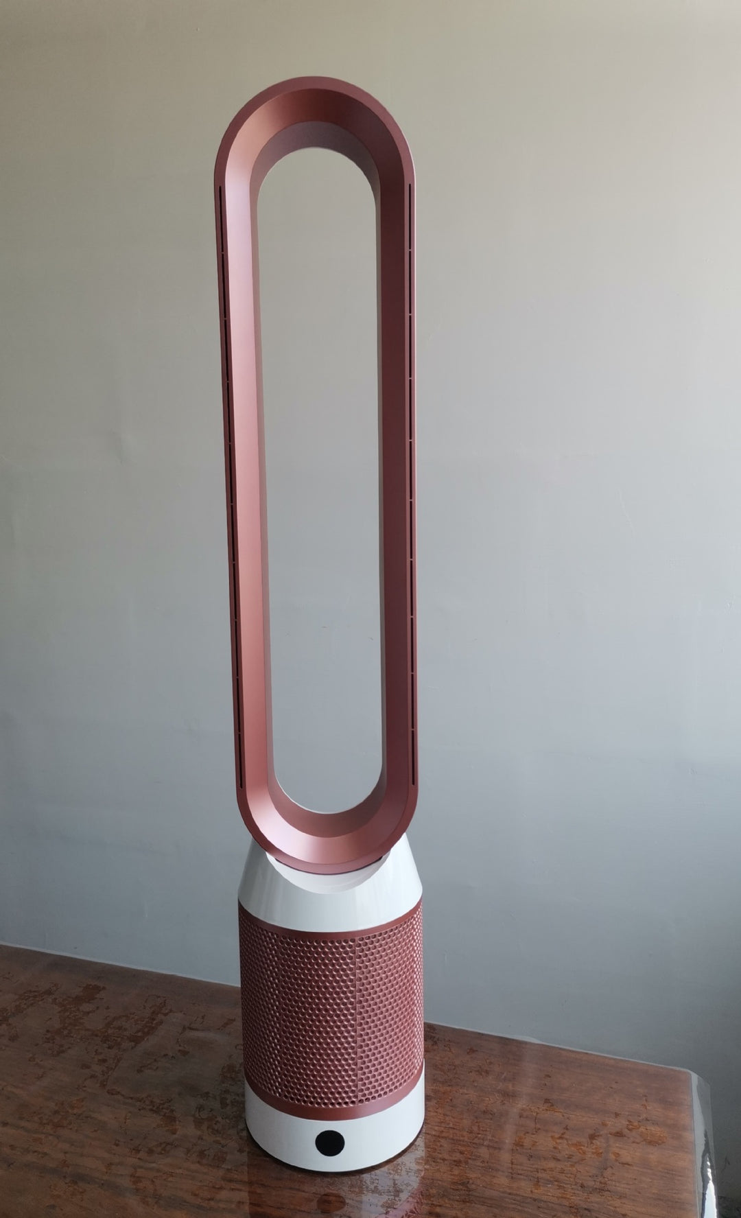 Cooling bladeless tower fan with HEPA air purifier and remote control Bowlift