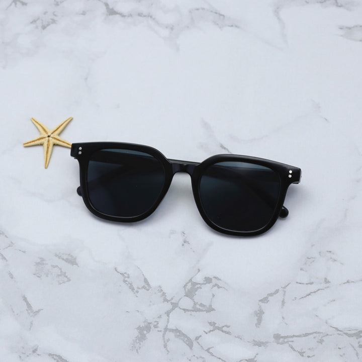 Fashion-Forward Oversized Square Sunglasses Bowlift