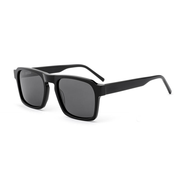 Ladies' sunglasses in a sporty, modern style with an innovative frame Bowlift