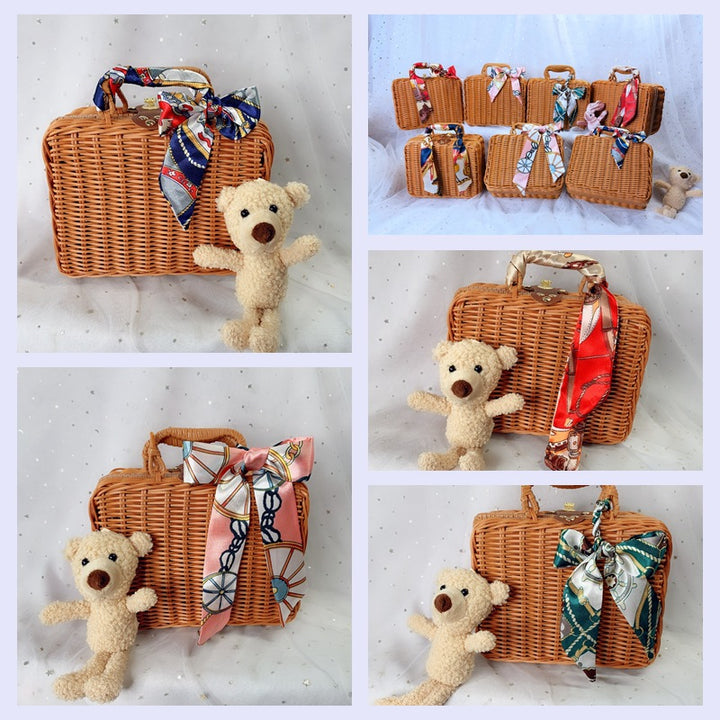 Women's braided handbag with decorative silk ribbon Bowlift