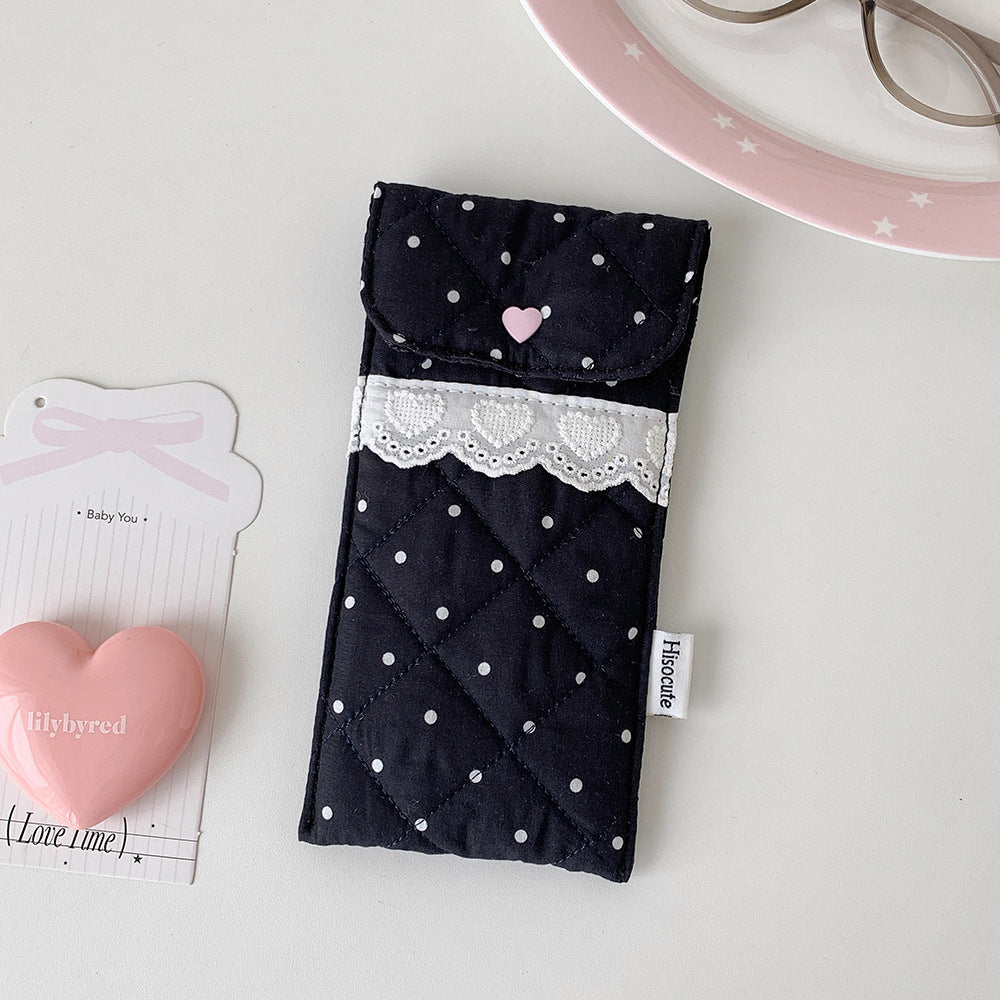 Quilted Heart Detail Pencil Case Bowlift