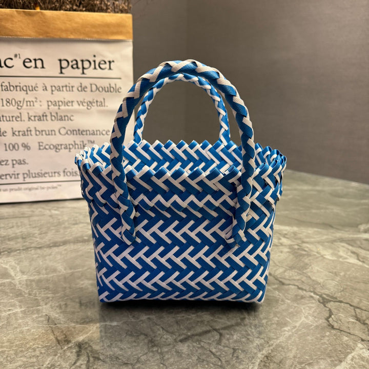 Handcrafted basket bag in stylish design Bowlift