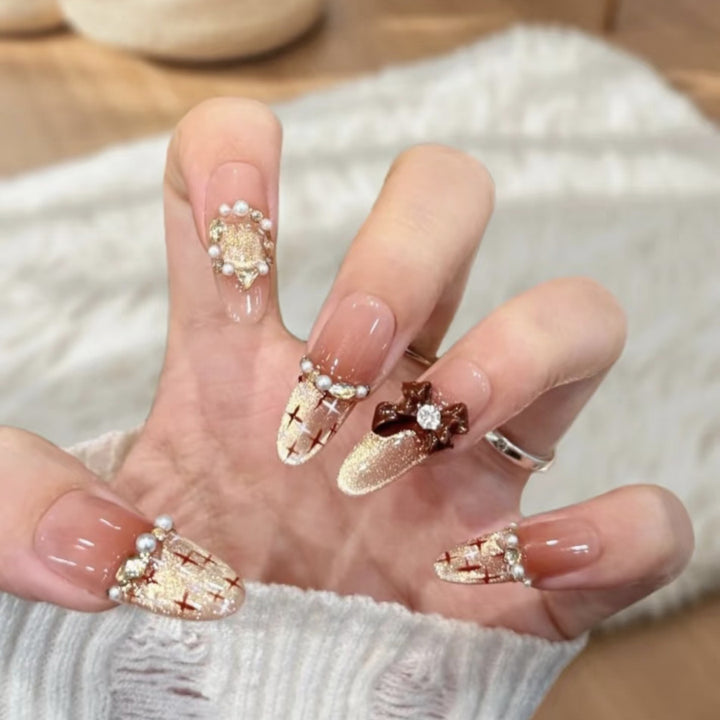 Decorative Press-On Nail Set Bowlift
