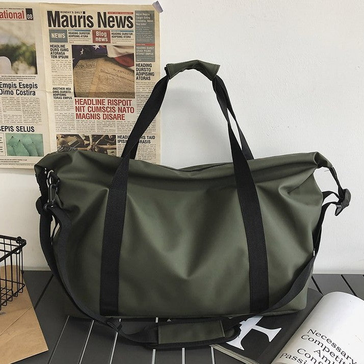 Waterproof and durable travel and sports bag Bowlift