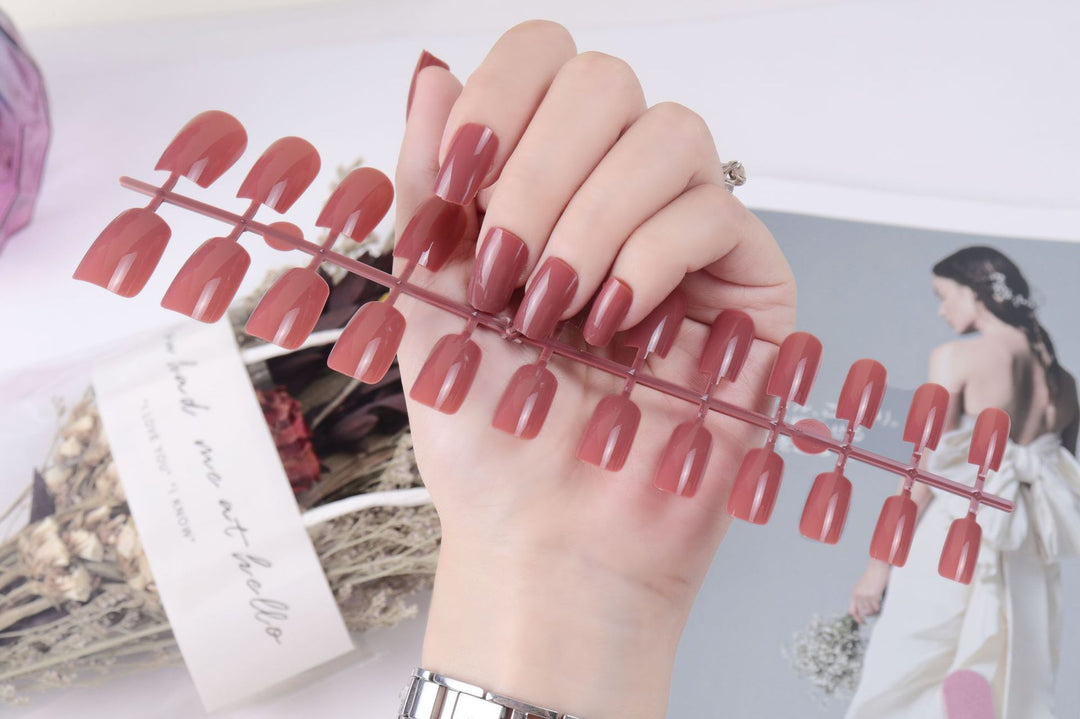 Natural Glossy Press-On Nail Tips Bowlift