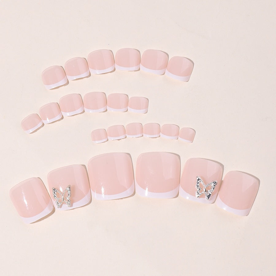 Artificial nail set with delicate decorations and glitter designs Bowlift