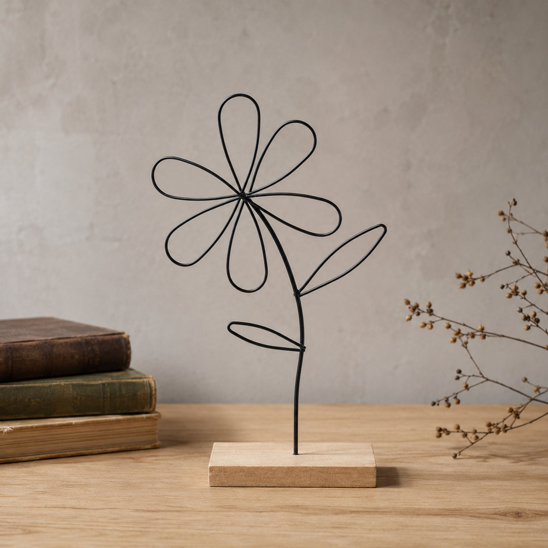 Leaf-shaped Tabletop Decor