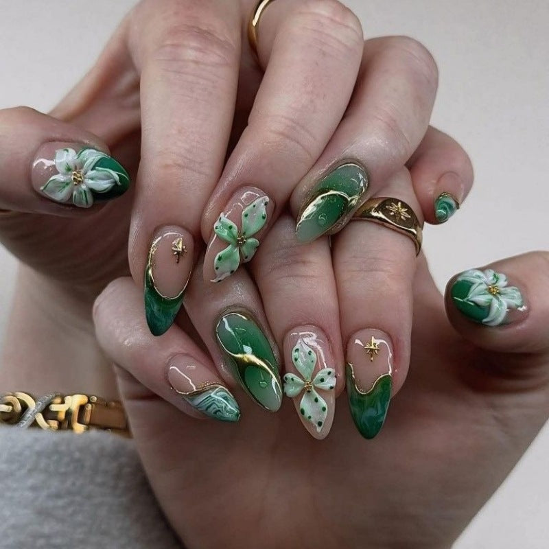 Elegant Floral-Detail Press-On Nails Bowlift