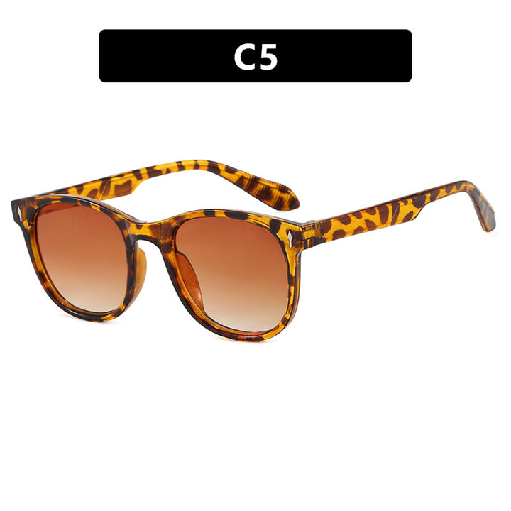 Women's stylish sunglasses with ergonomic frame and protective UV filter Bowlift