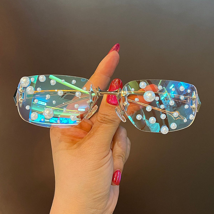 Women Decorative Designer Sunglasses Bowlift