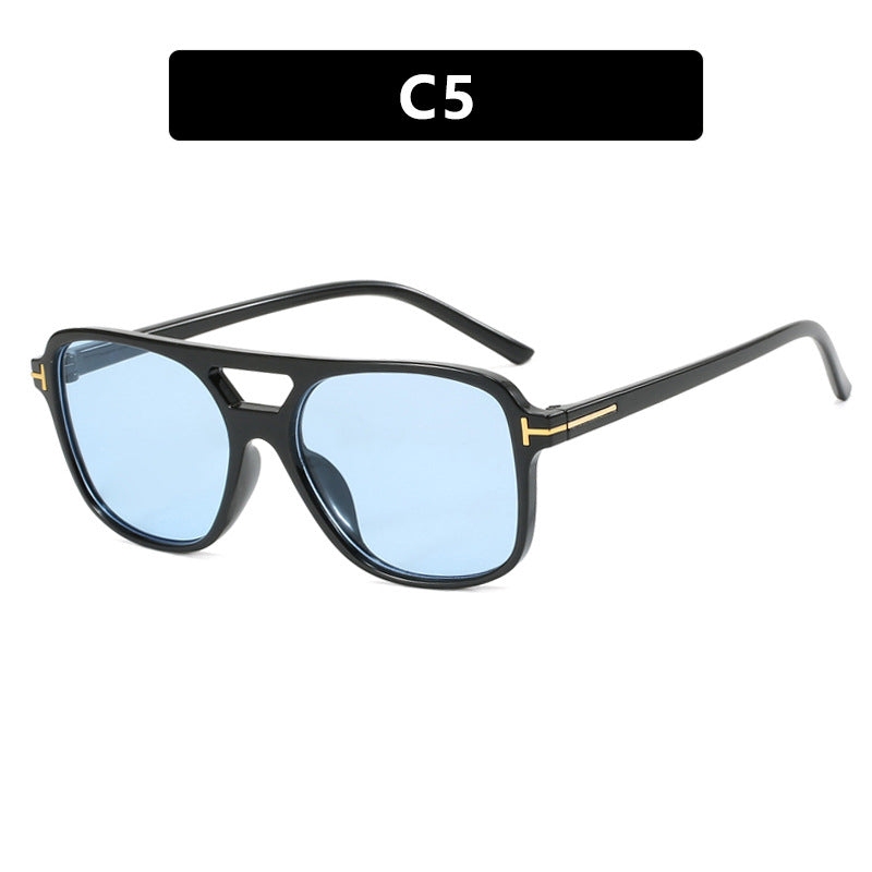 Women trendy square sunglasses with detailed frame Bowlift