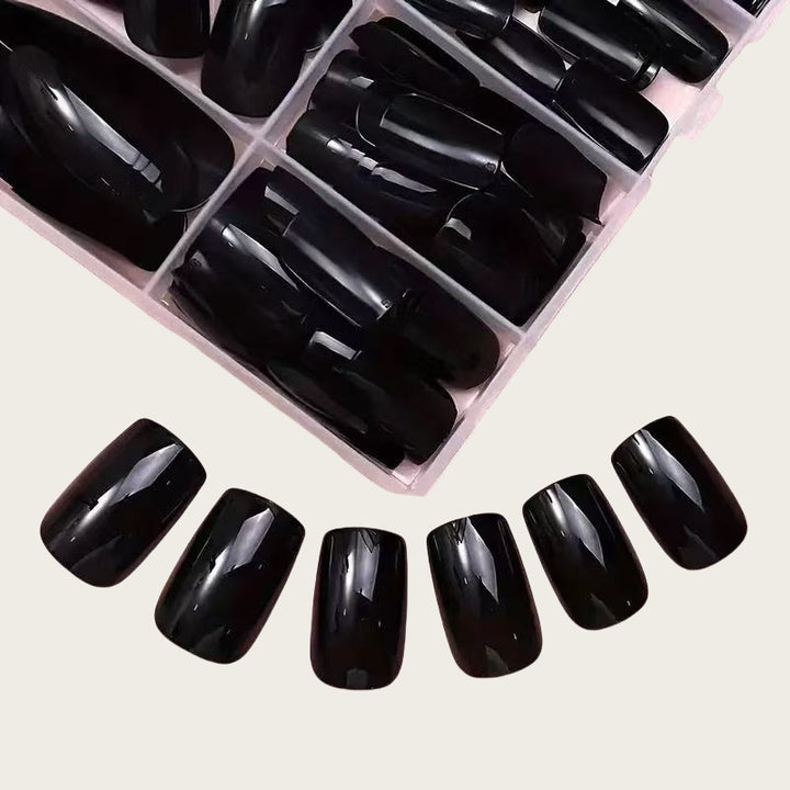 Artificial Nail Set in Shimmering Black Width Bowlift