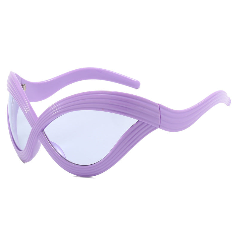 Women trendy designer sunglasses with curved frame Bowlift