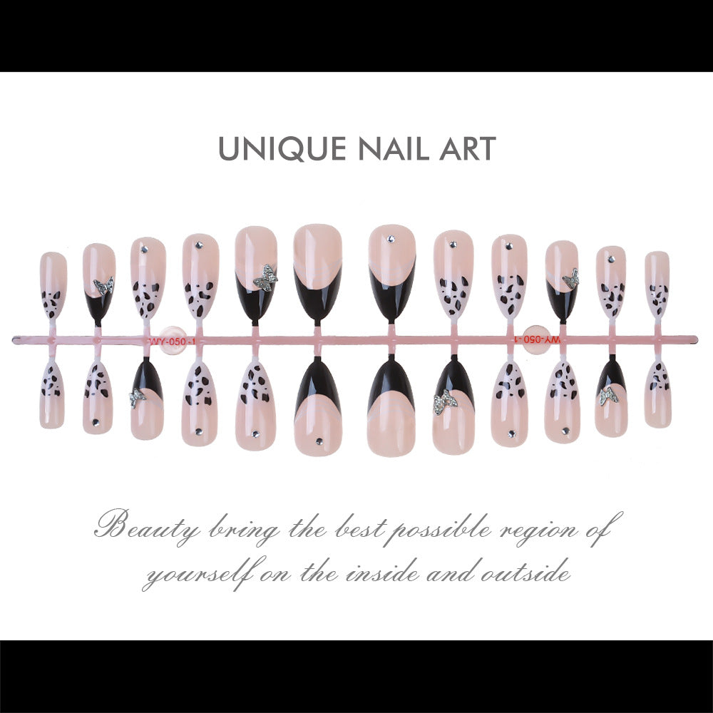 Artistic Press-On Nail Set with Elegant Designs Bowlift