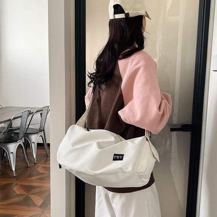 Shoulder bag with practical compartments Bowlift