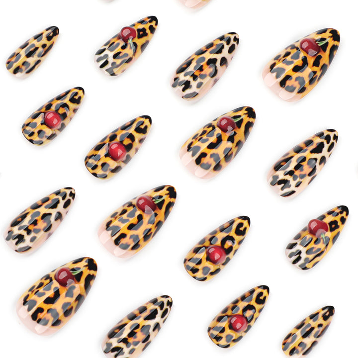 Artful stiletto nails with leopard pattern and accents Bowlift
