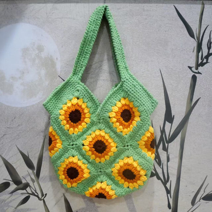 Handcrafted Macrame Bag in Floral Pattern Bowlift