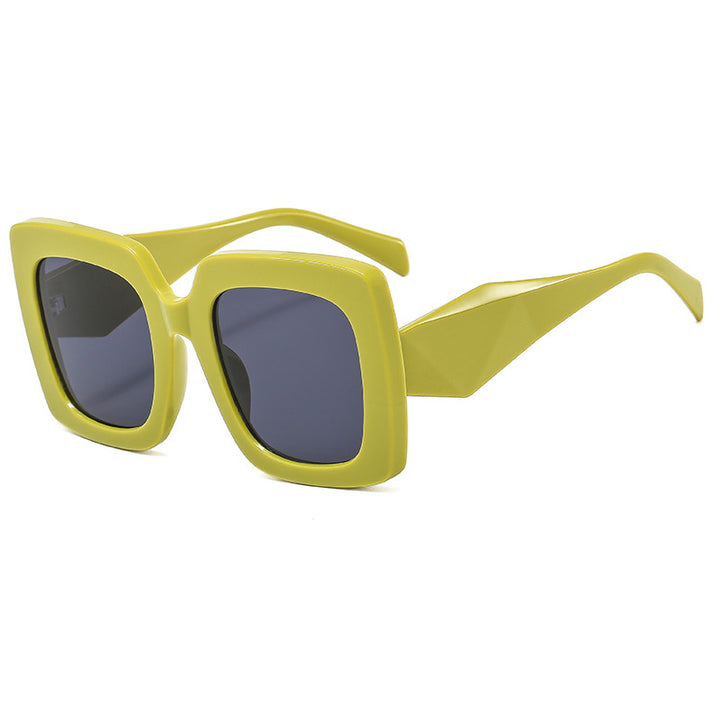 Ladies stylish sunglasses with distinctive frame Bowlift