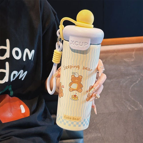 Ladies creative and practical water bottle Bowlift