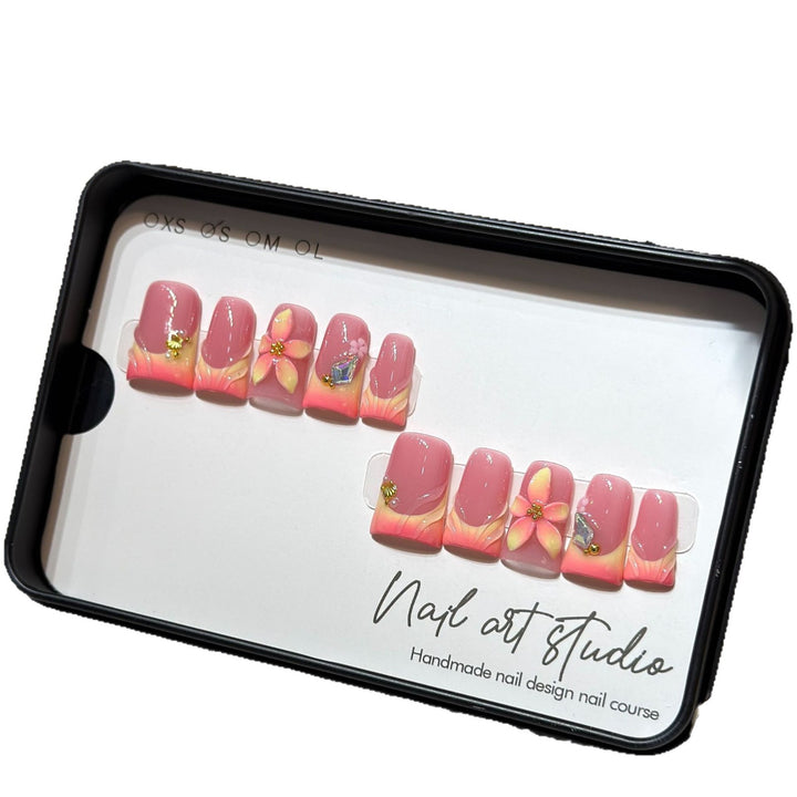 Floral-Inspired Elegant Press-On Nail Set Bowlift