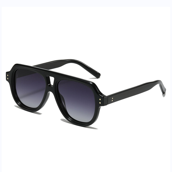 Retro-Inspired Tortoise Shell Frame Sunglasses Bowlift
