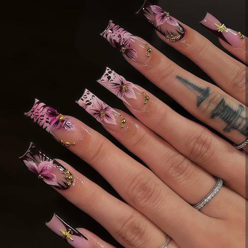 Floral-Accented Stiletto Press-On Nails Bowlift