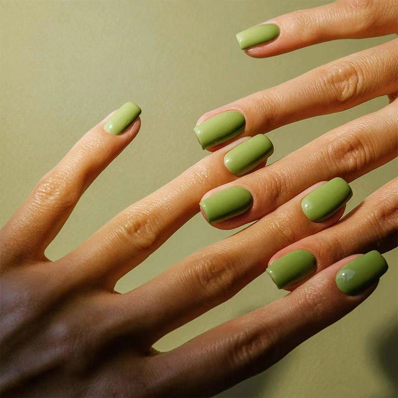 High-Quality Artificial Nails Bowlift