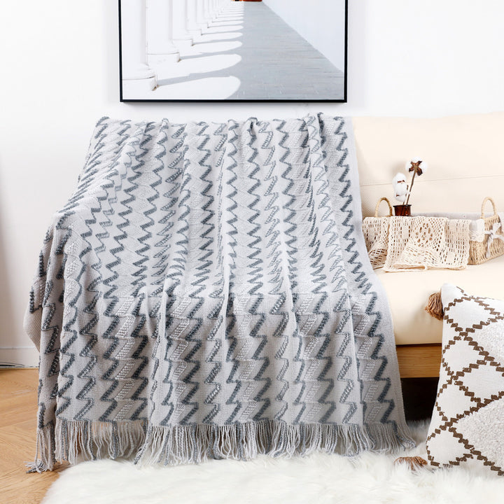 Decorative Throw Blanket Bowlift