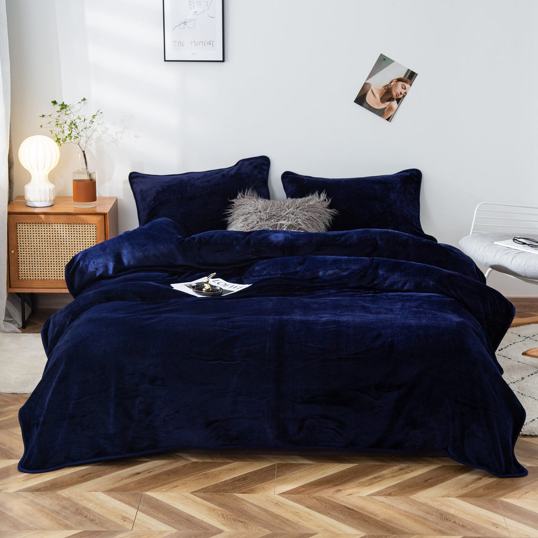 Ladies cozy microfiber blanket Bowlift