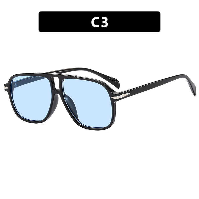 Ladies fashionable, square sunglasses with stylish frame Bowlift