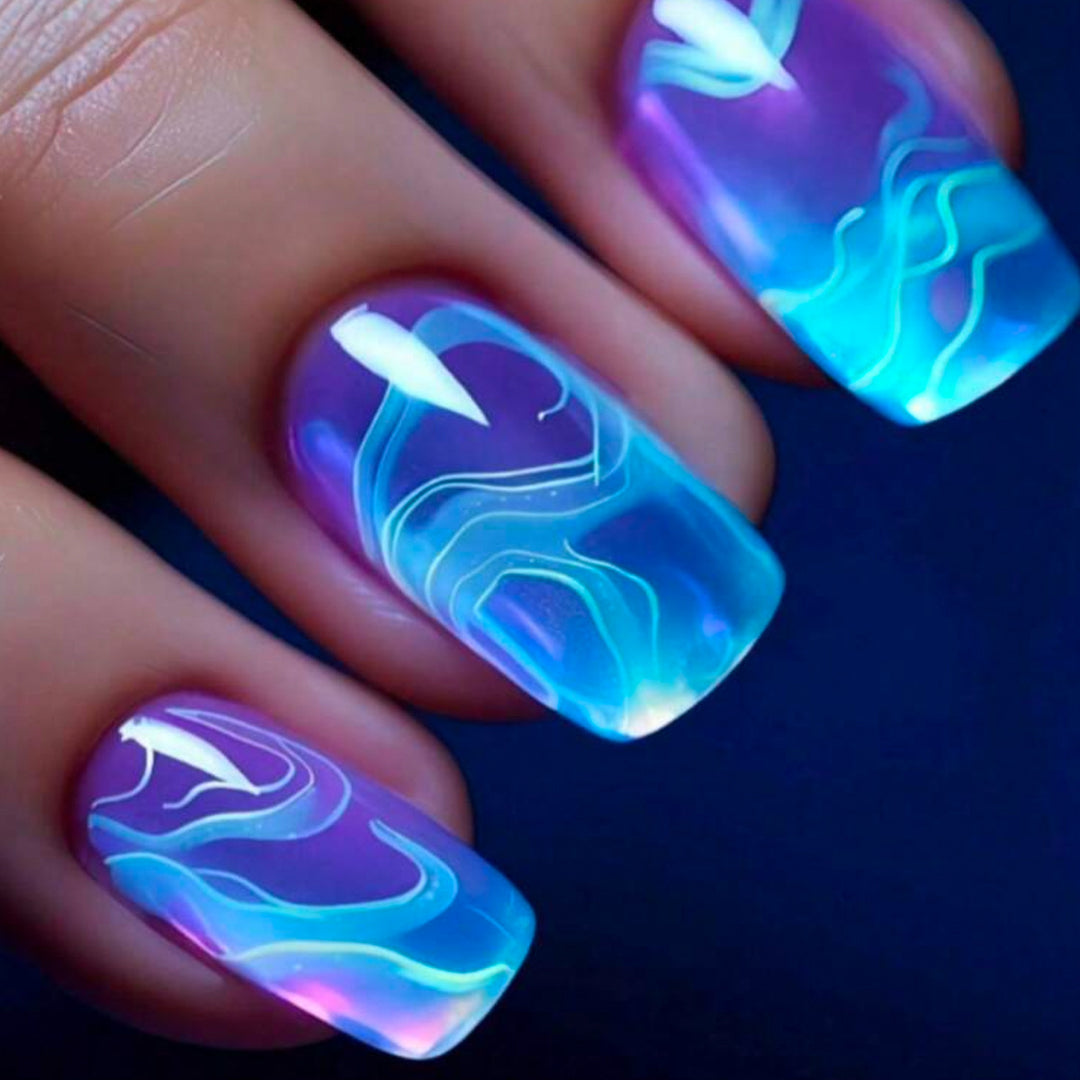 Artistic Nail Design Bowlift