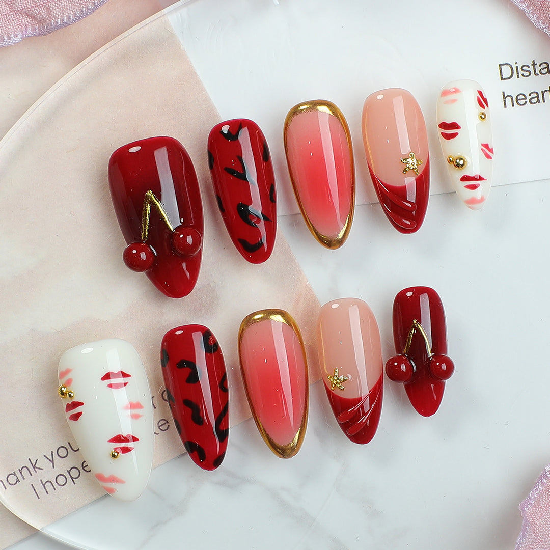 Artfully designed nail creations Bowlift