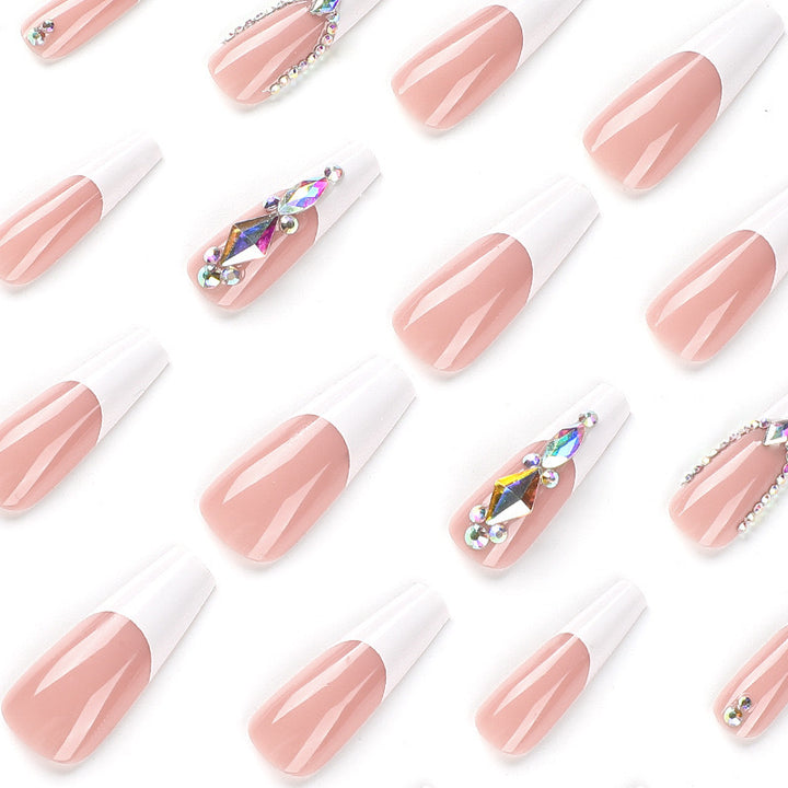 Acrylic nail set with elegant rhinestone decorations Bowlift